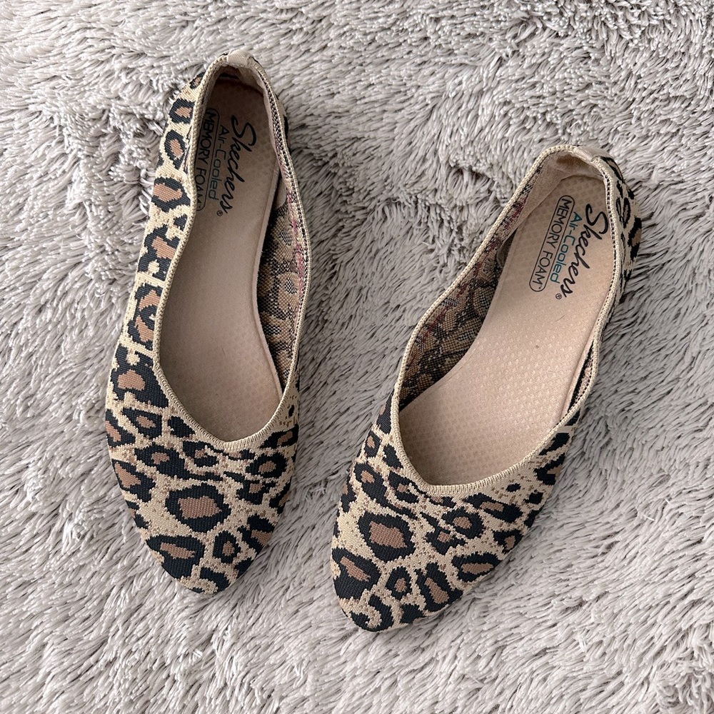 Size 11 Skechers Cleo Leopard Cheetah Print Flats - Rothy’s Dupe